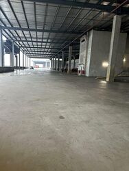 Gul Way (D22), Warehouse #496952611